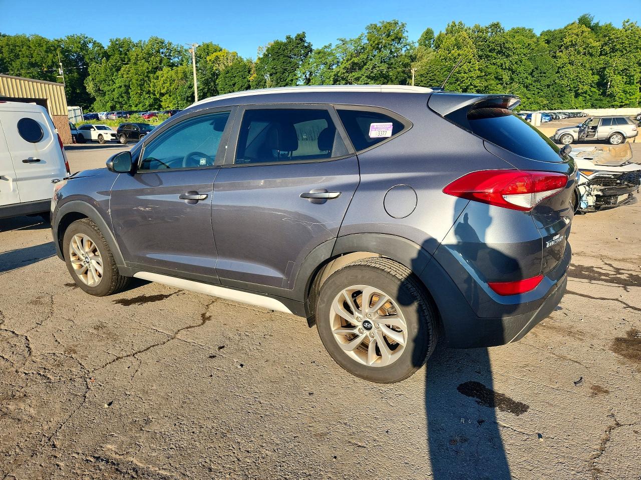 2017 HYUNDAI TUCSON SE — снимка 2