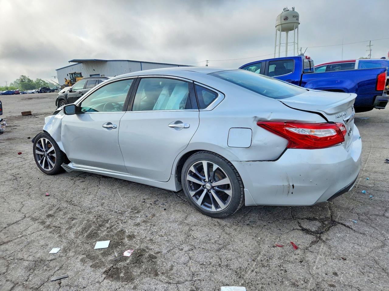 2016 NISSAN ALTIMA 2.5 SR — снимка 2