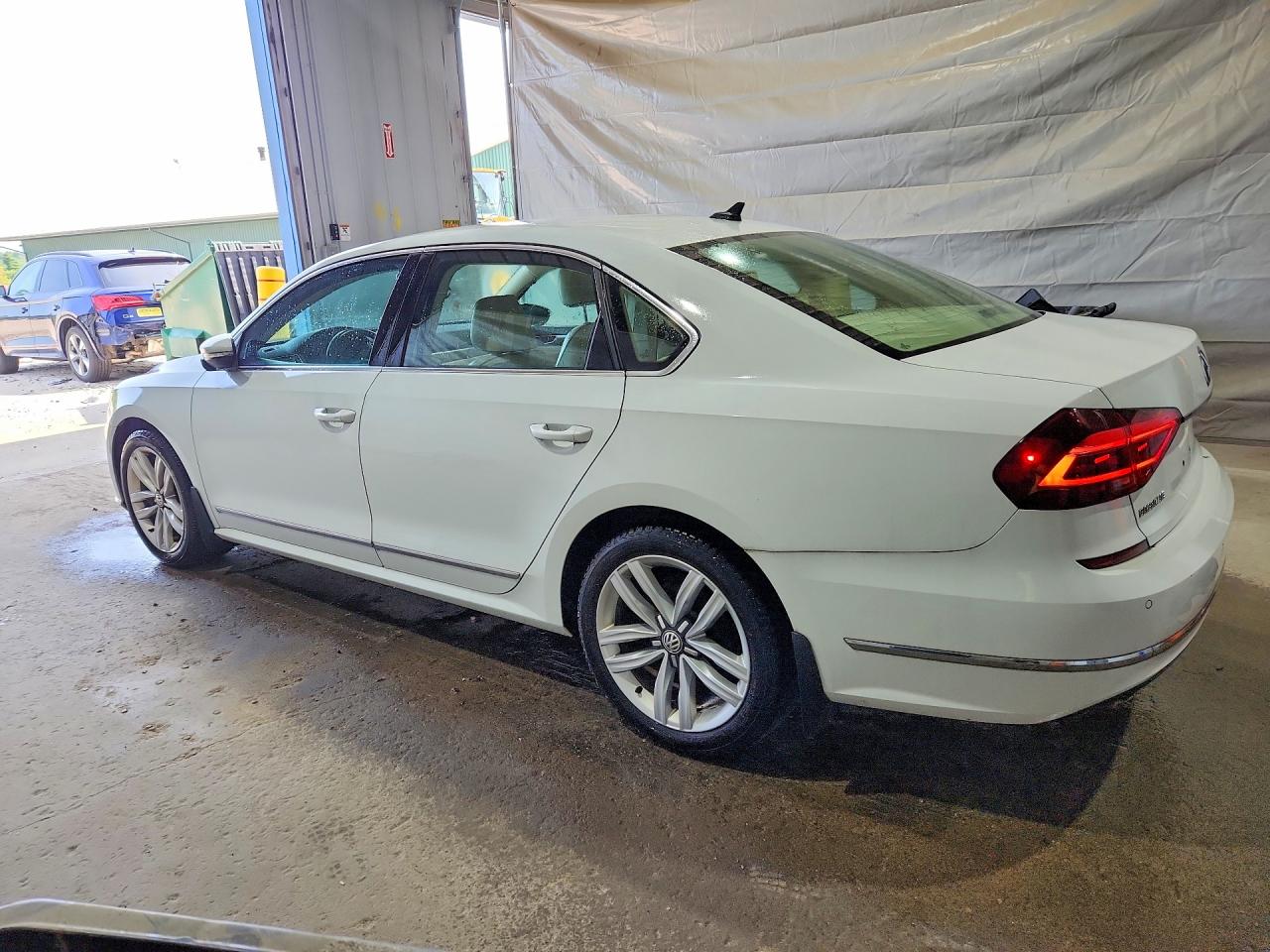 2017 VOLKSWAGEN PASSAT SE — снимка 2