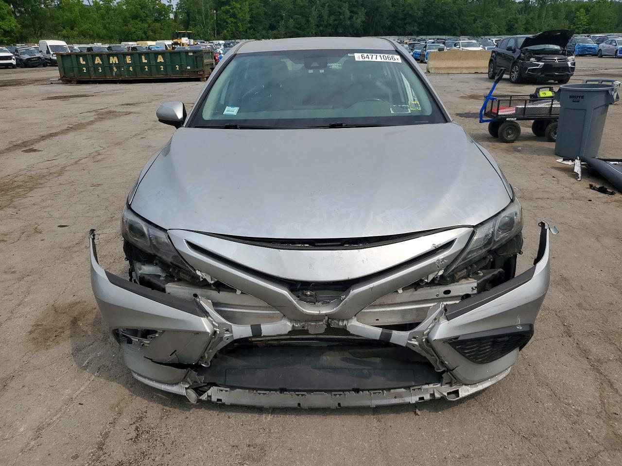 2021 TOYOTA CAMRY SE — снимка 5