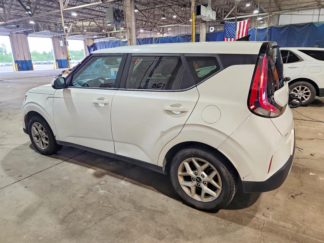 2023 KIA SOUL LX — снимка 2