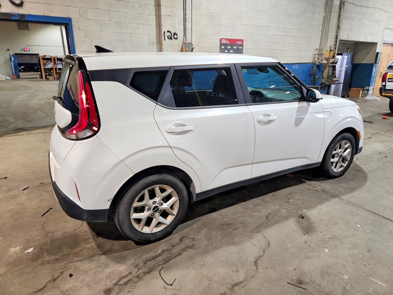 2023 KIA SOUL LX — снимка 3