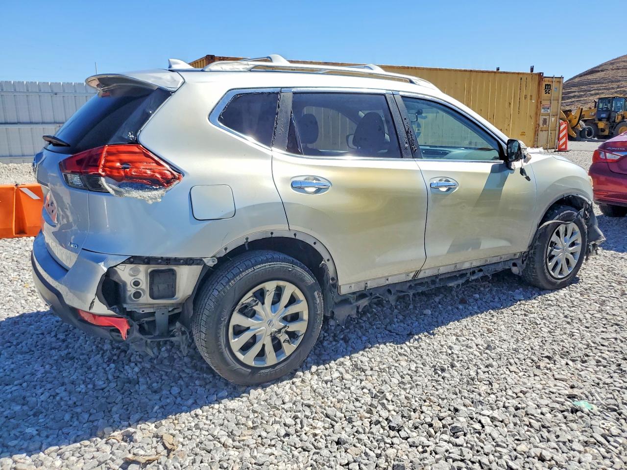 2017 NISSAN ROGUE S — снимка 3