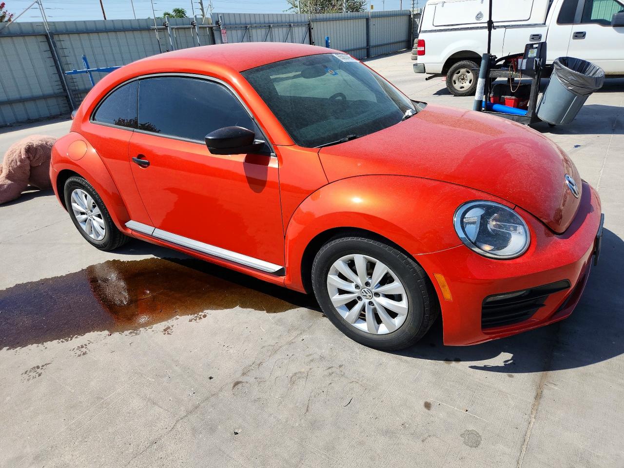2018 VOLKSWAGEN BEETLE S — снимка 4