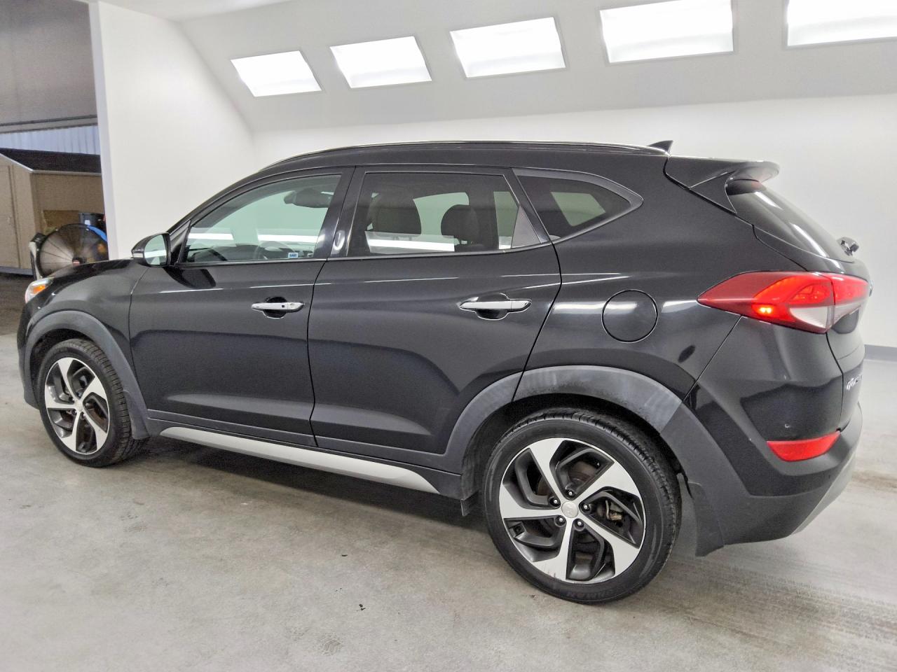 2017 HYUNDAI TUCSON LIMITED — снимка 2
