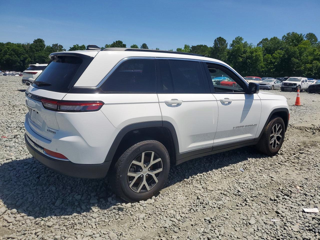 2024 JEEP GRAND CHEROKEE LIMITED — снимка 3