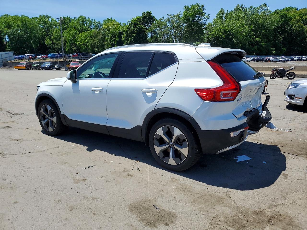 2023 VOLVO XC40 PLUS — снимка 2