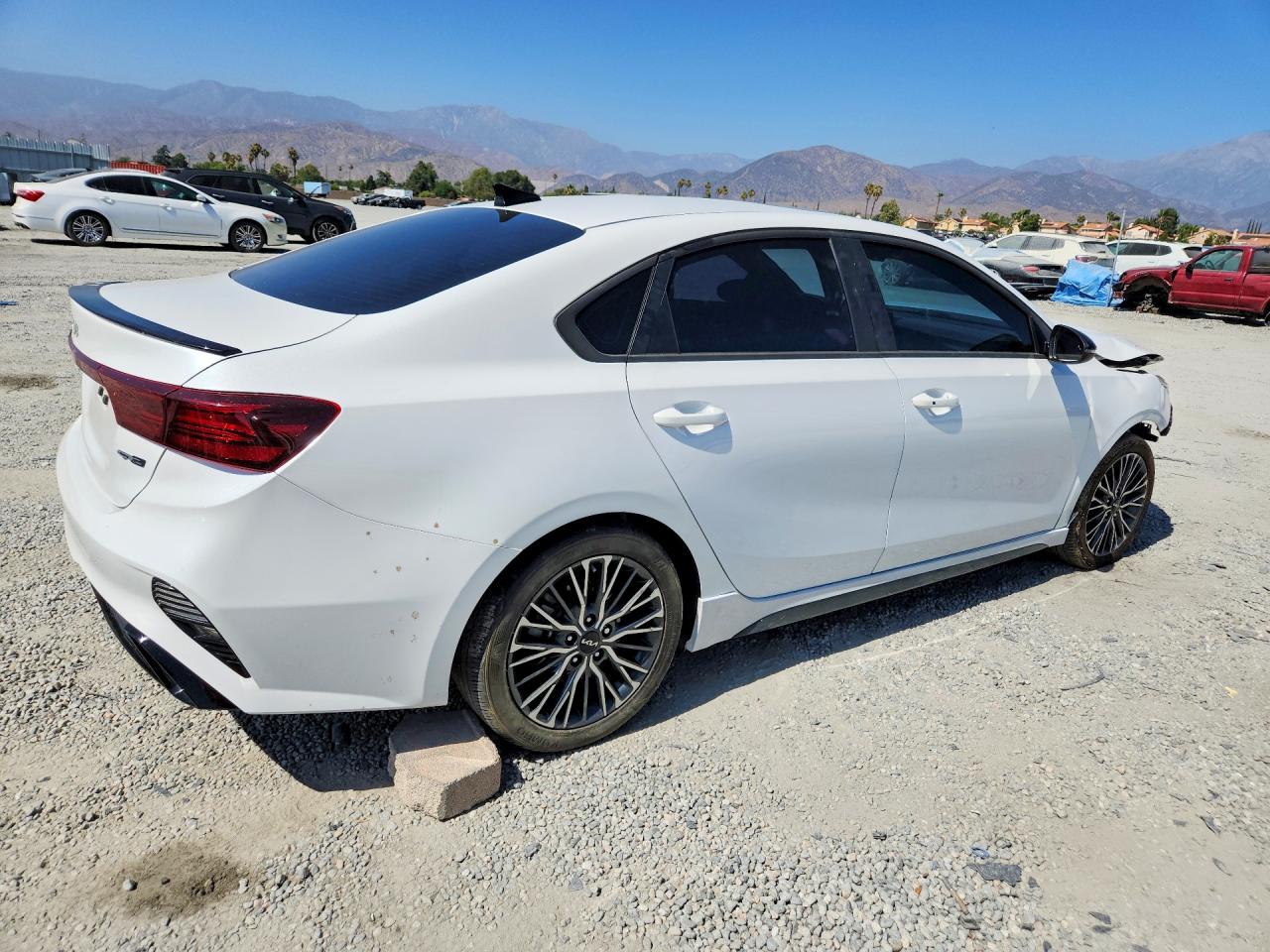 2023 KIA FORTE GT LINE — снимка 3