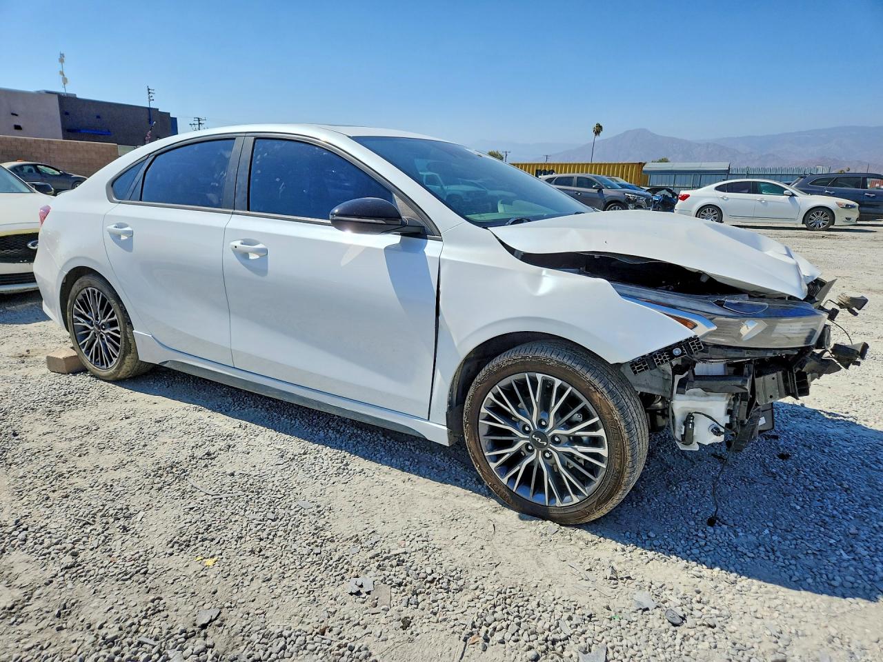 2023 KIA FORTE GT LINE — снимка 4
