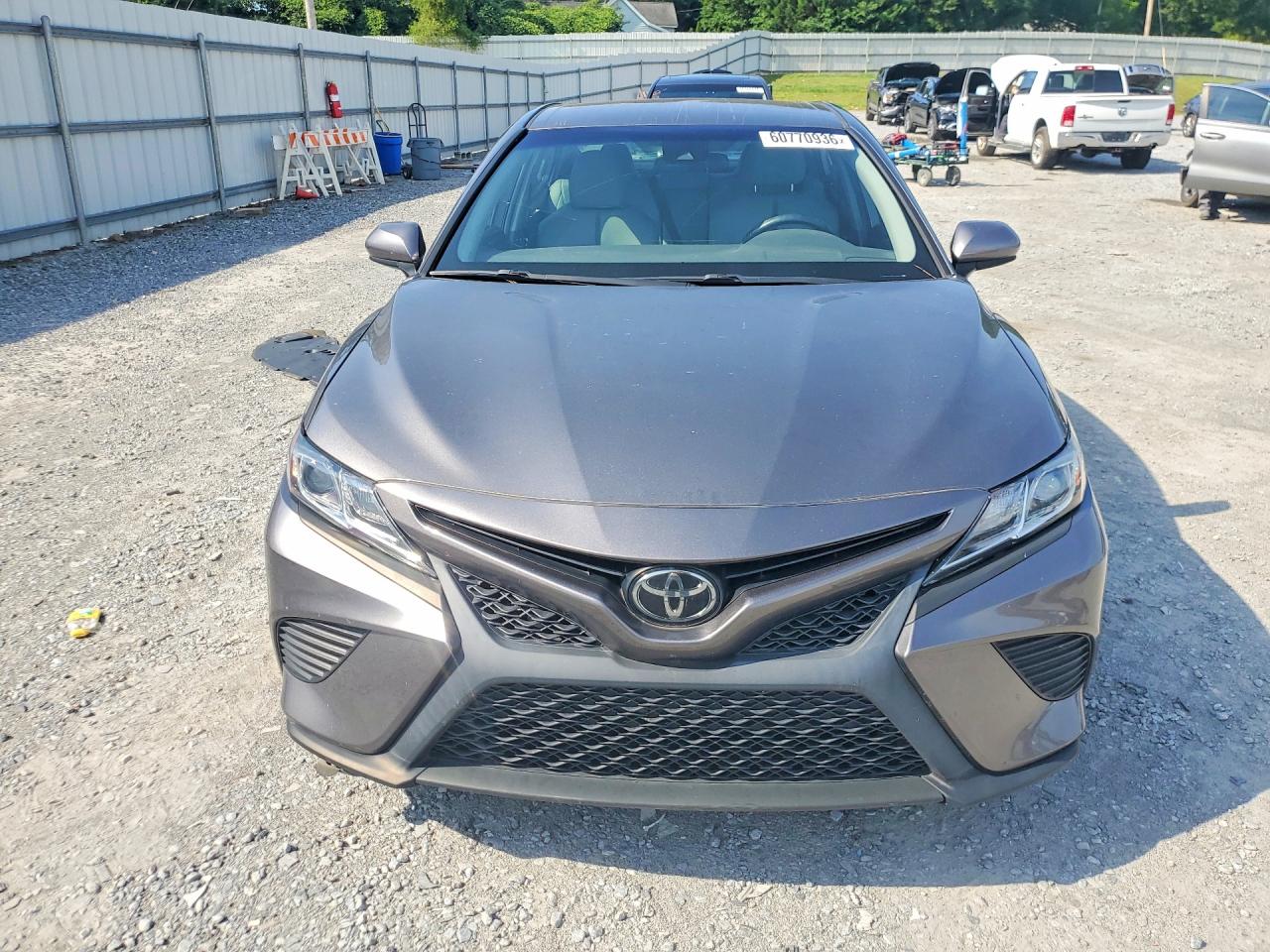 2020 TOYOTA CAMRY SE — снимка 5