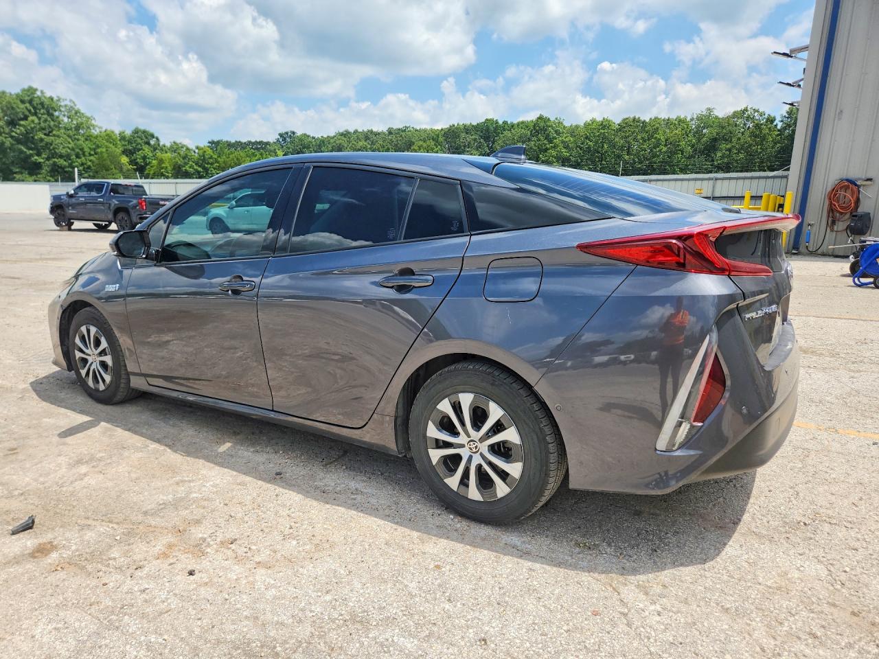 2020 TOYOTA PRIUS PRIME LIMITED — снимка 2