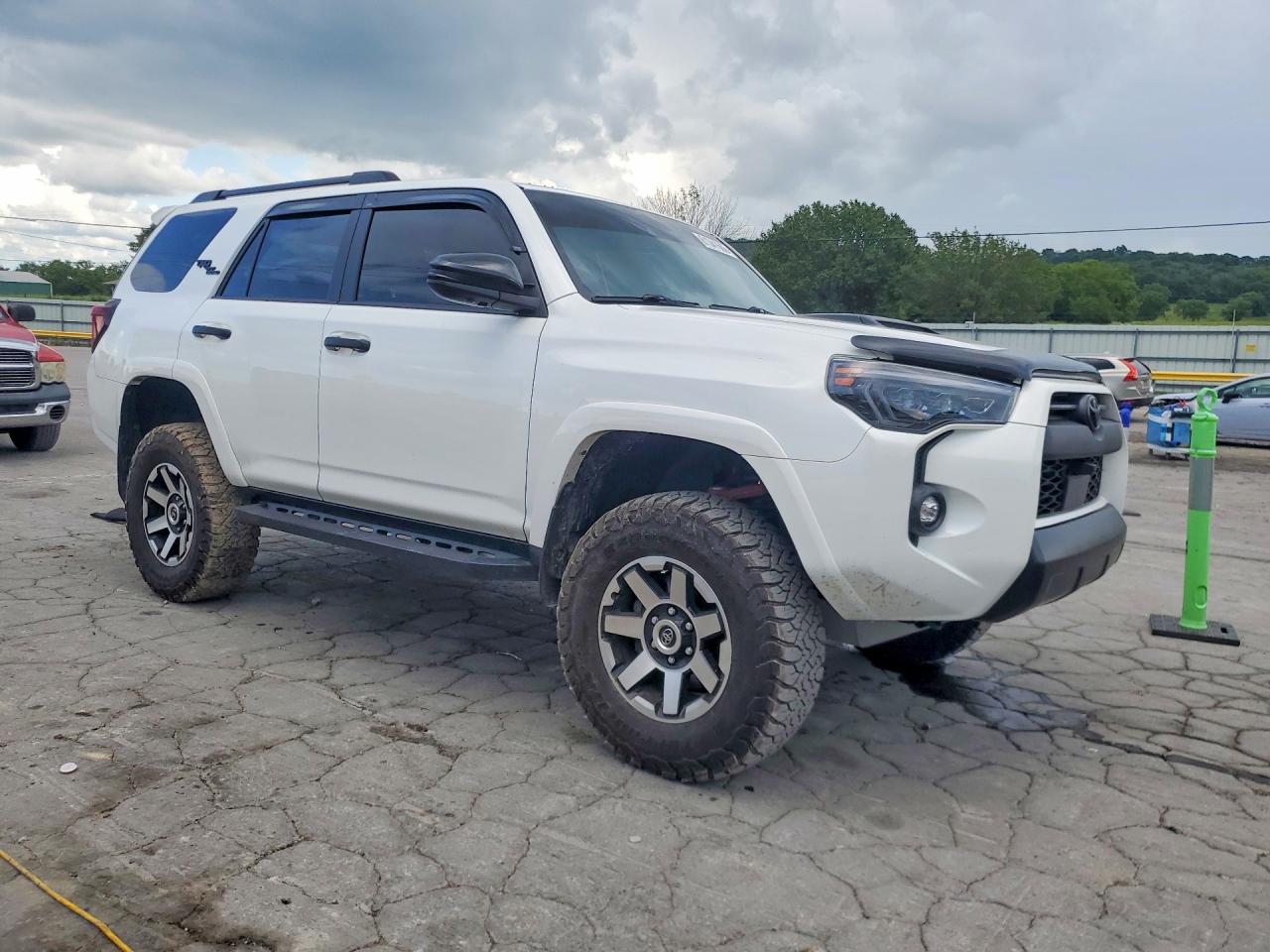 2024 TOYOTA 4RUNNER TRD OFF-ROAD PREMIUM — снимка 4
