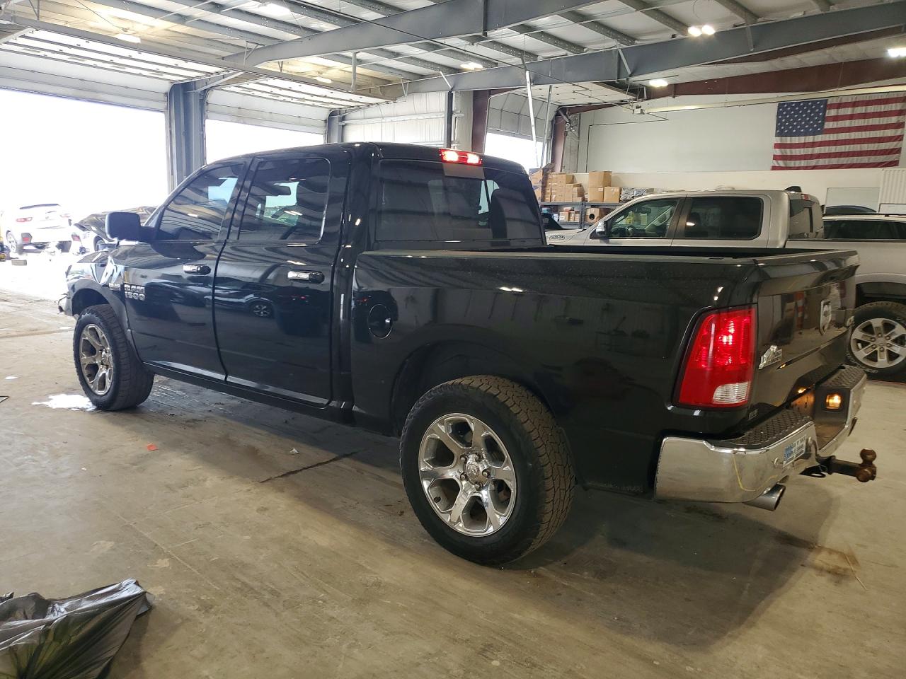 2018 RAM 1500 SLT — снимка 2