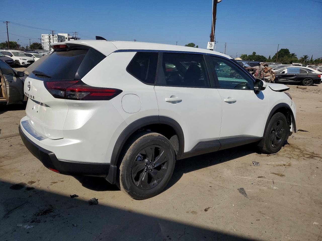 2026 NISSAN ROGUE SV — снимка 3