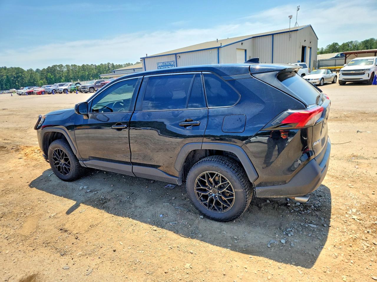 2021 TOYOTA RAV4 LE — снимка 2