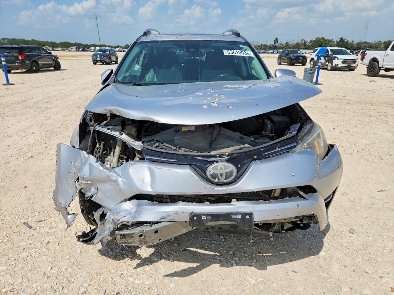 2017 TOYOTA RAV4 XLE — снимка 5
