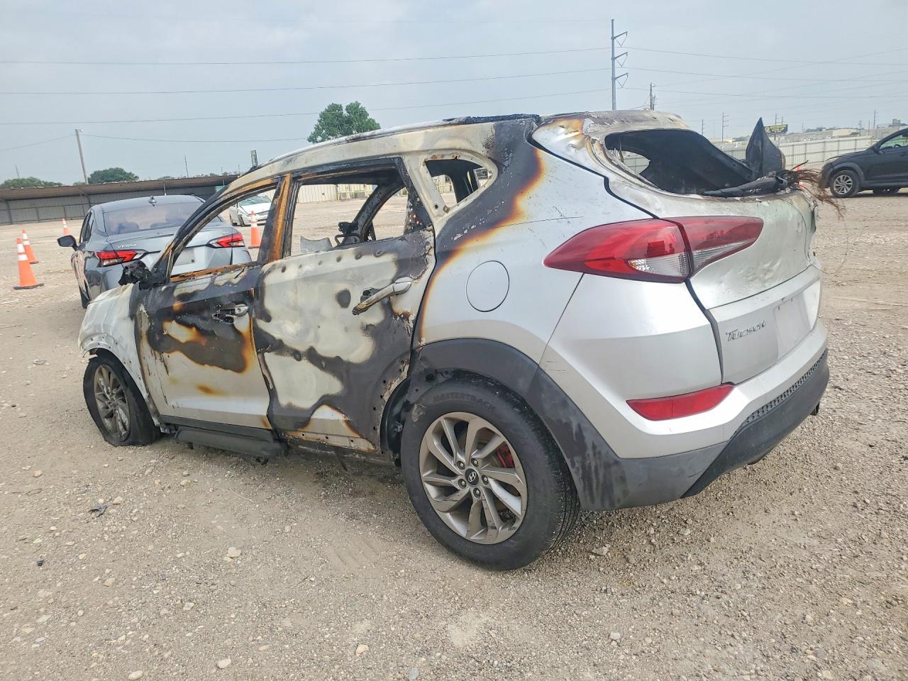 2016 HYUNDAI TUCSON SE — снимка 2