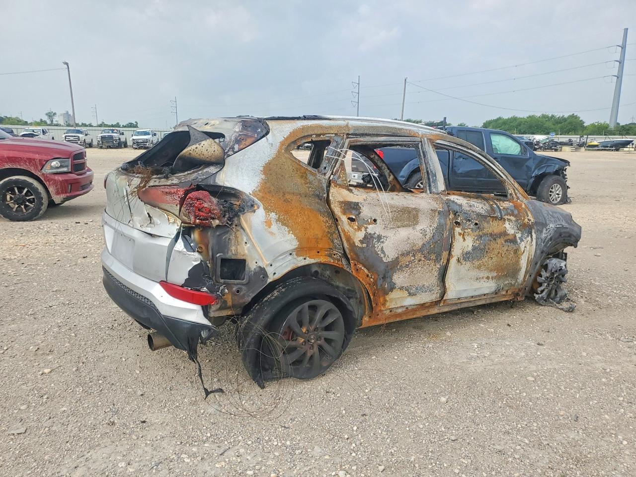 2016 HYUNDAI TUCSON SE — снимка 3