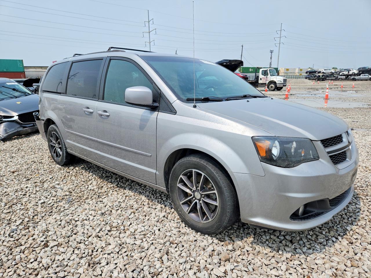 2017 DODGE GRAND CARAVAN GT — снимка 4
