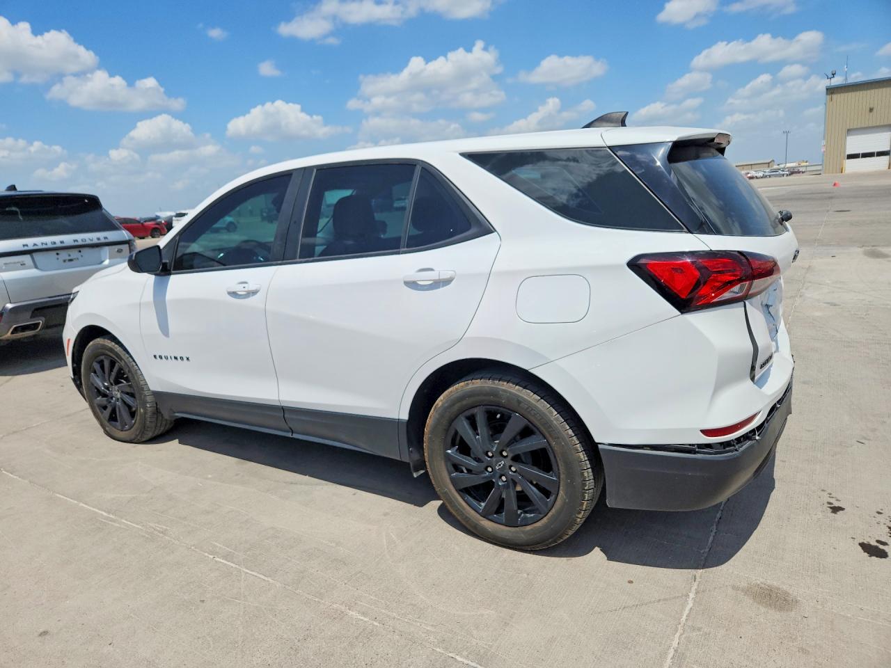 2024 CHEVROLET EQUINOX LS — снимка 2