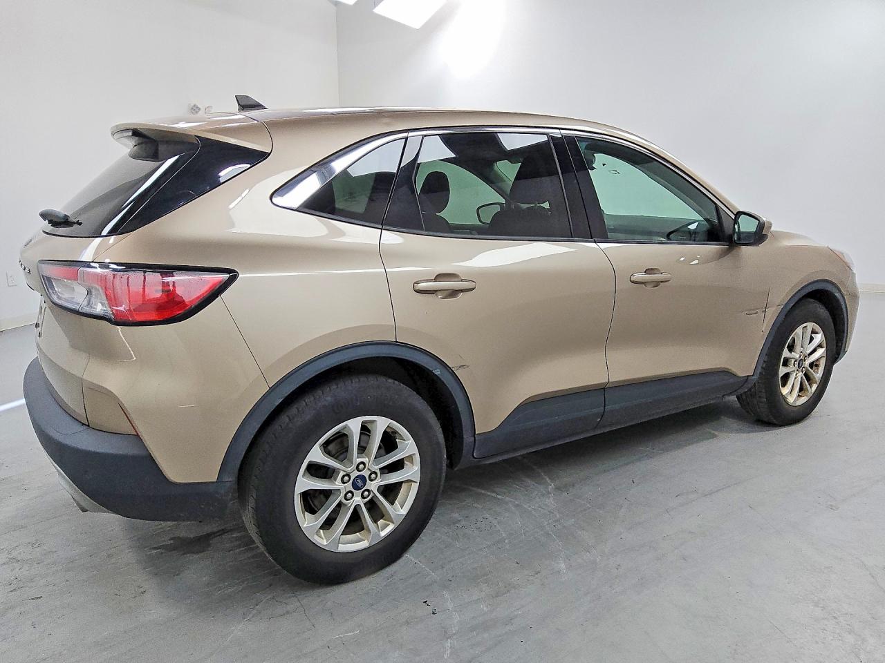 2021 FORD ESCAPE SE — снимка 3
