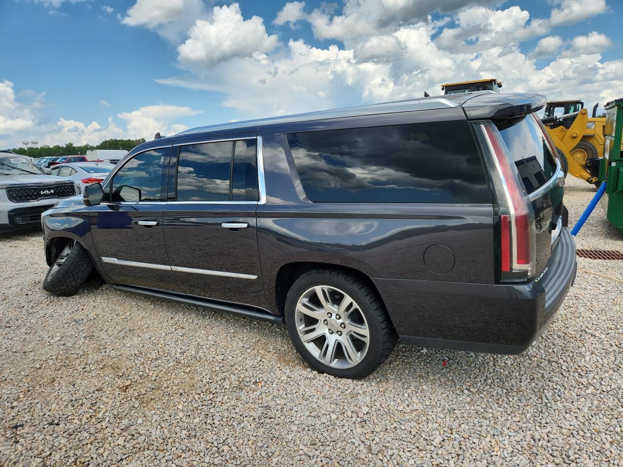 2016 CADILLAC ESCALADE ESV PREMIUM — снимка 2