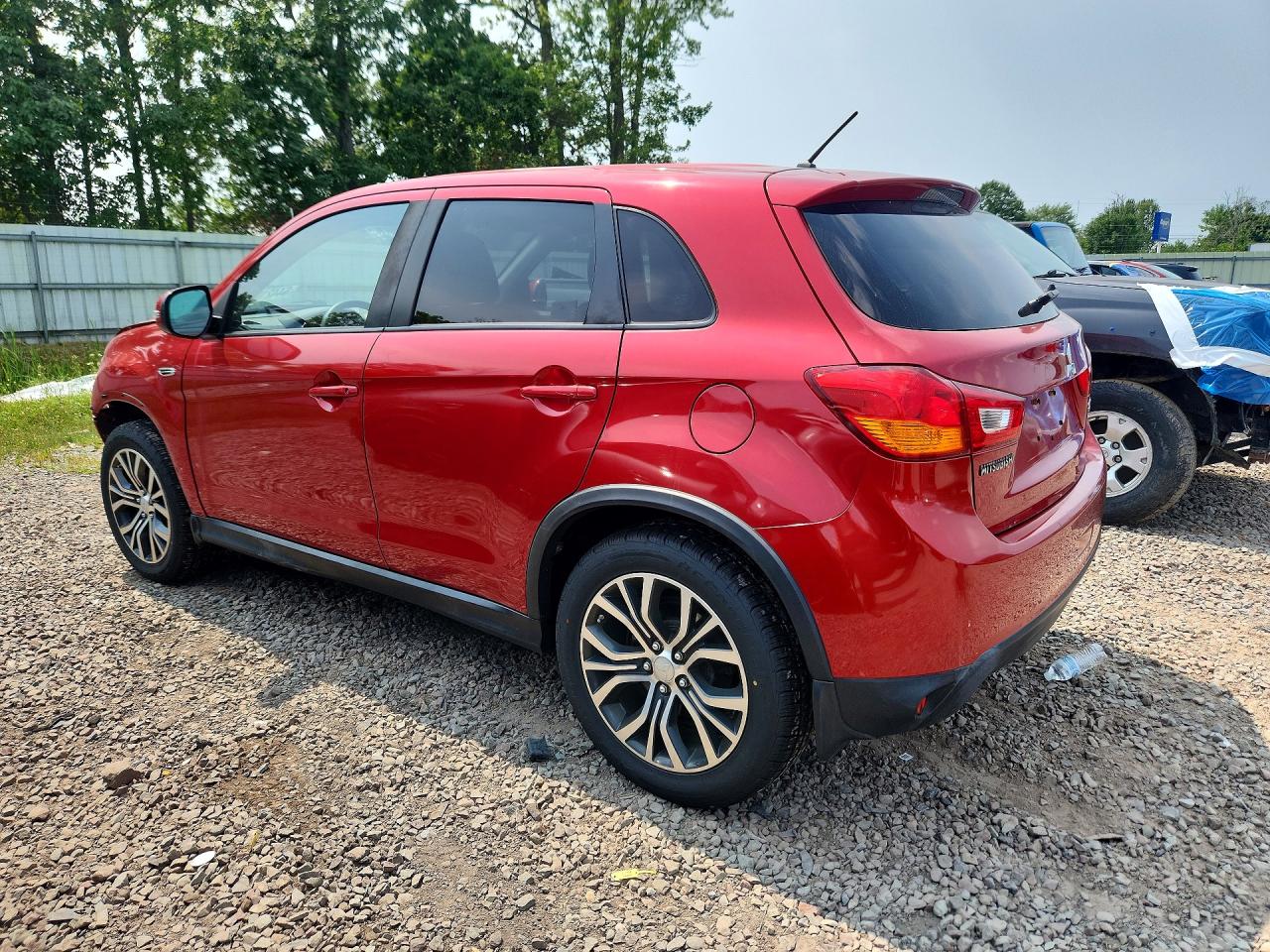 2016 MITSUBISHI OUTLANDER SPORT ES — снимка 2
