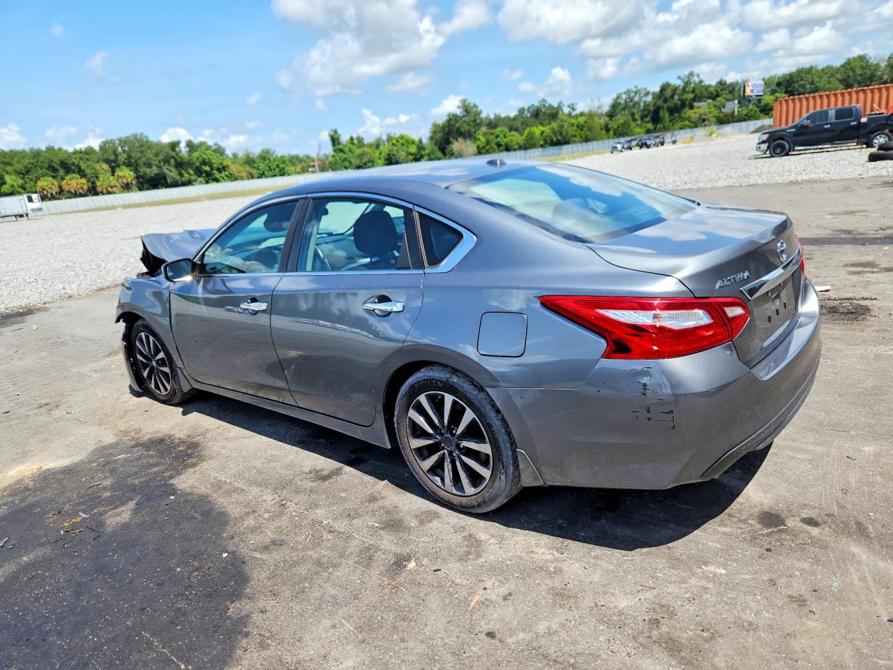 2016 NISSAN ALTIMA 2.5 SV — снимка 2