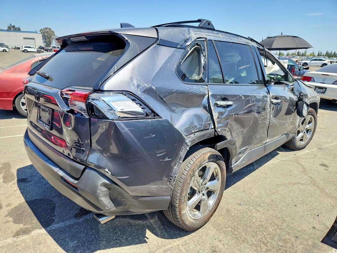 2021 TOYOTA RAV4 HYBRID XLE PREMIUM — снимка 3