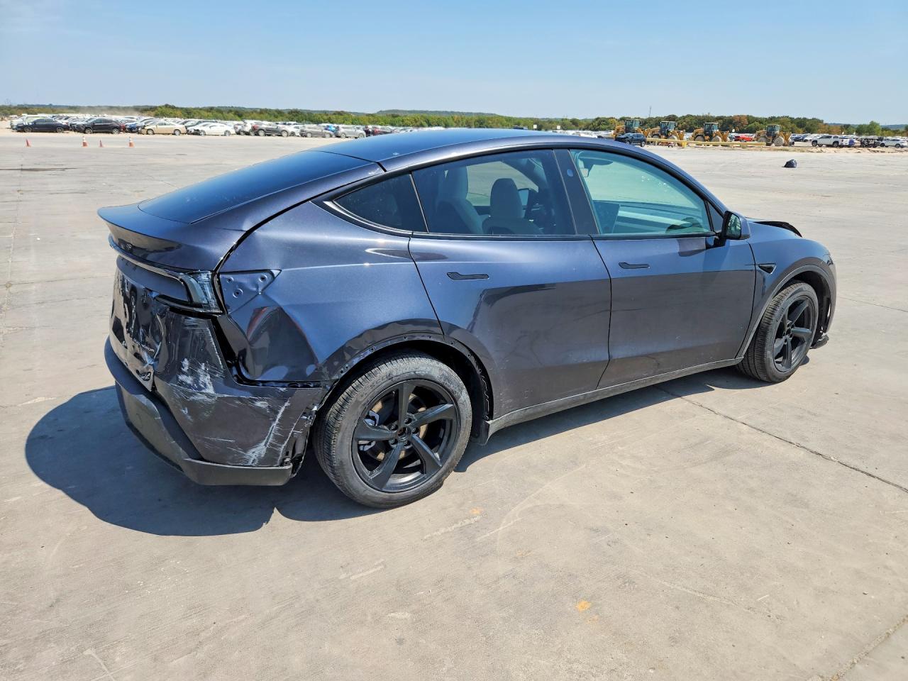 2026 TESLA MODEL Y — снимка 3