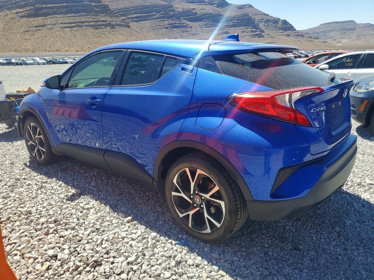 2021 TOYOTA C-HR XLE — снимка 2