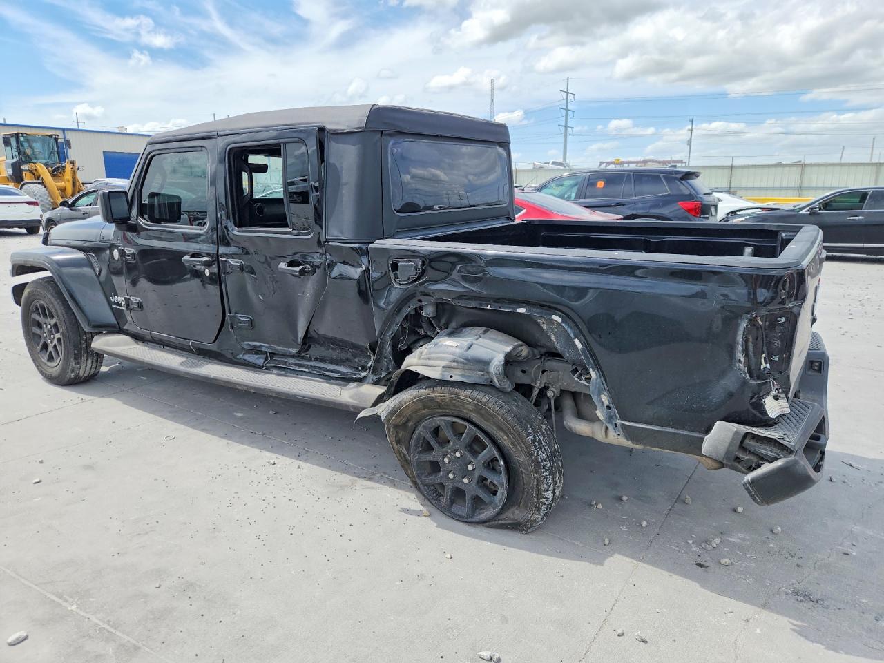 2023 JEEP GLADIATOR OVERLAND — снимка 2