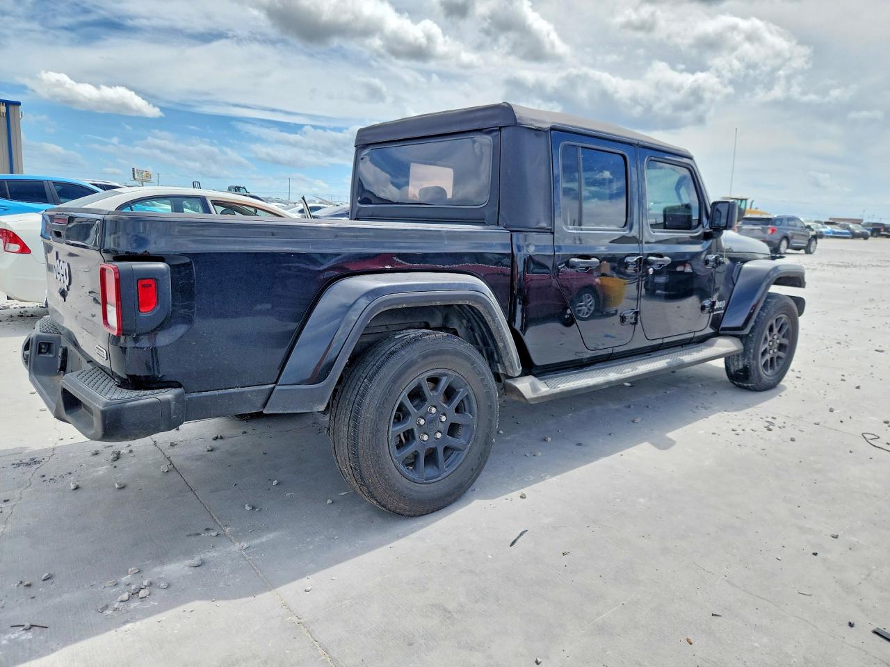 2023 JEEP GLADIATOR OVERLAND — снимка 3