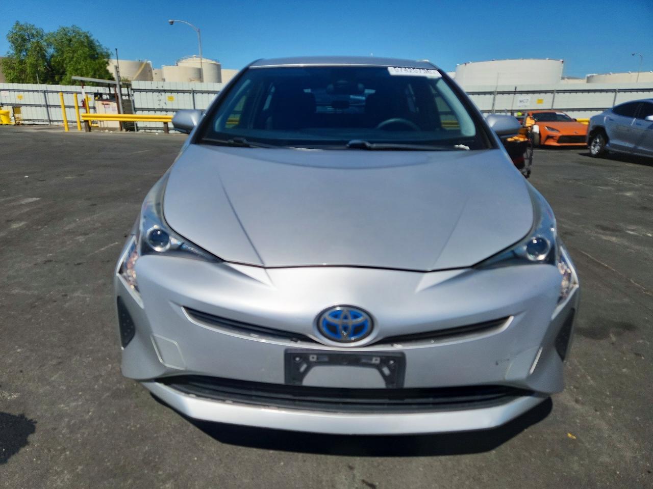 2017 TOYOTA PRIUS TWO — снимка 5