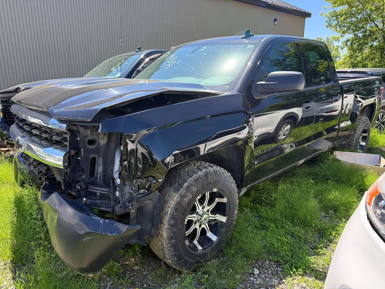 2017 CHEVROLET SILVERADO C1500 — снимка 2