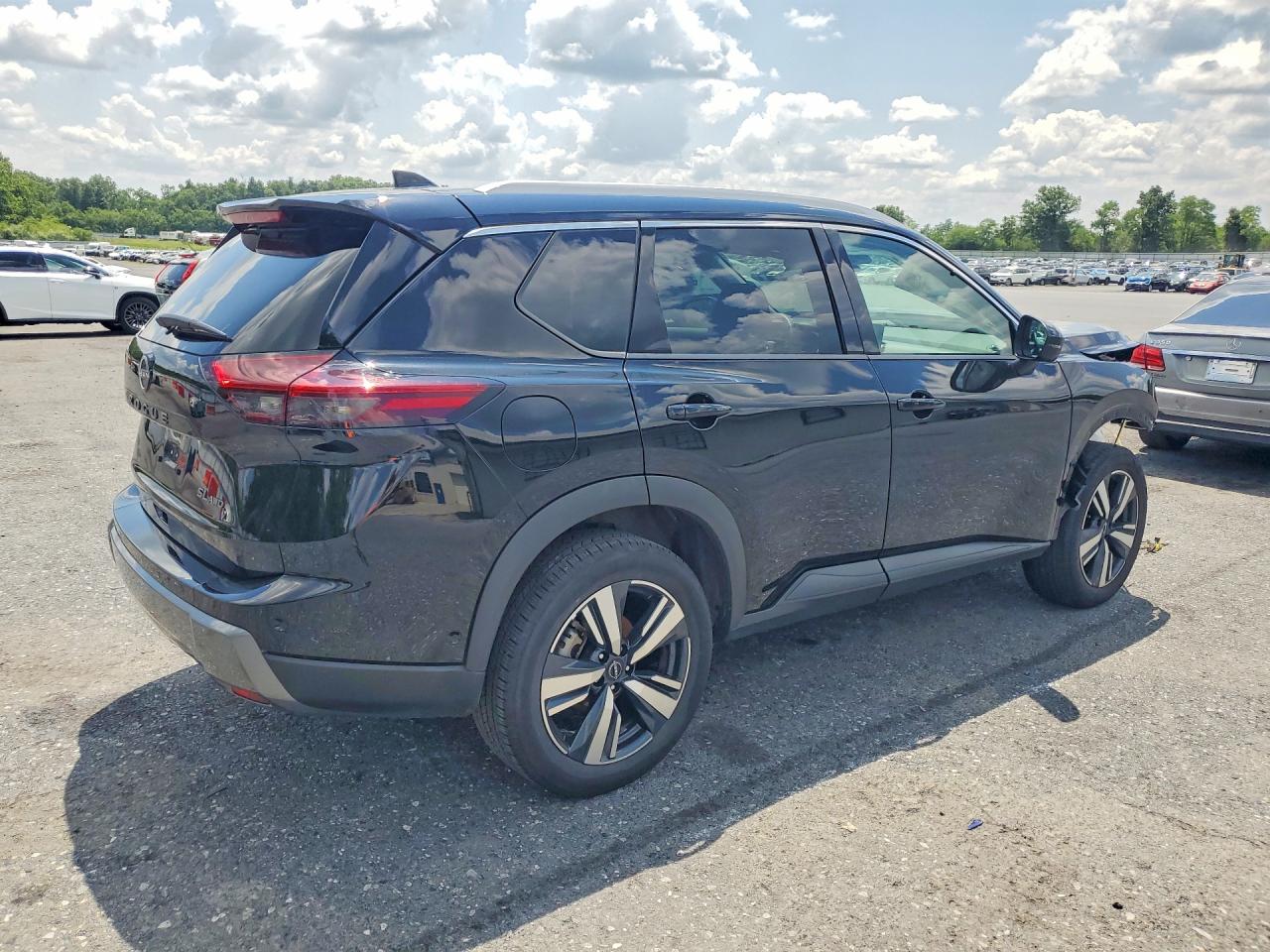 2026 NISSAN ROGUE SL — снимка 3