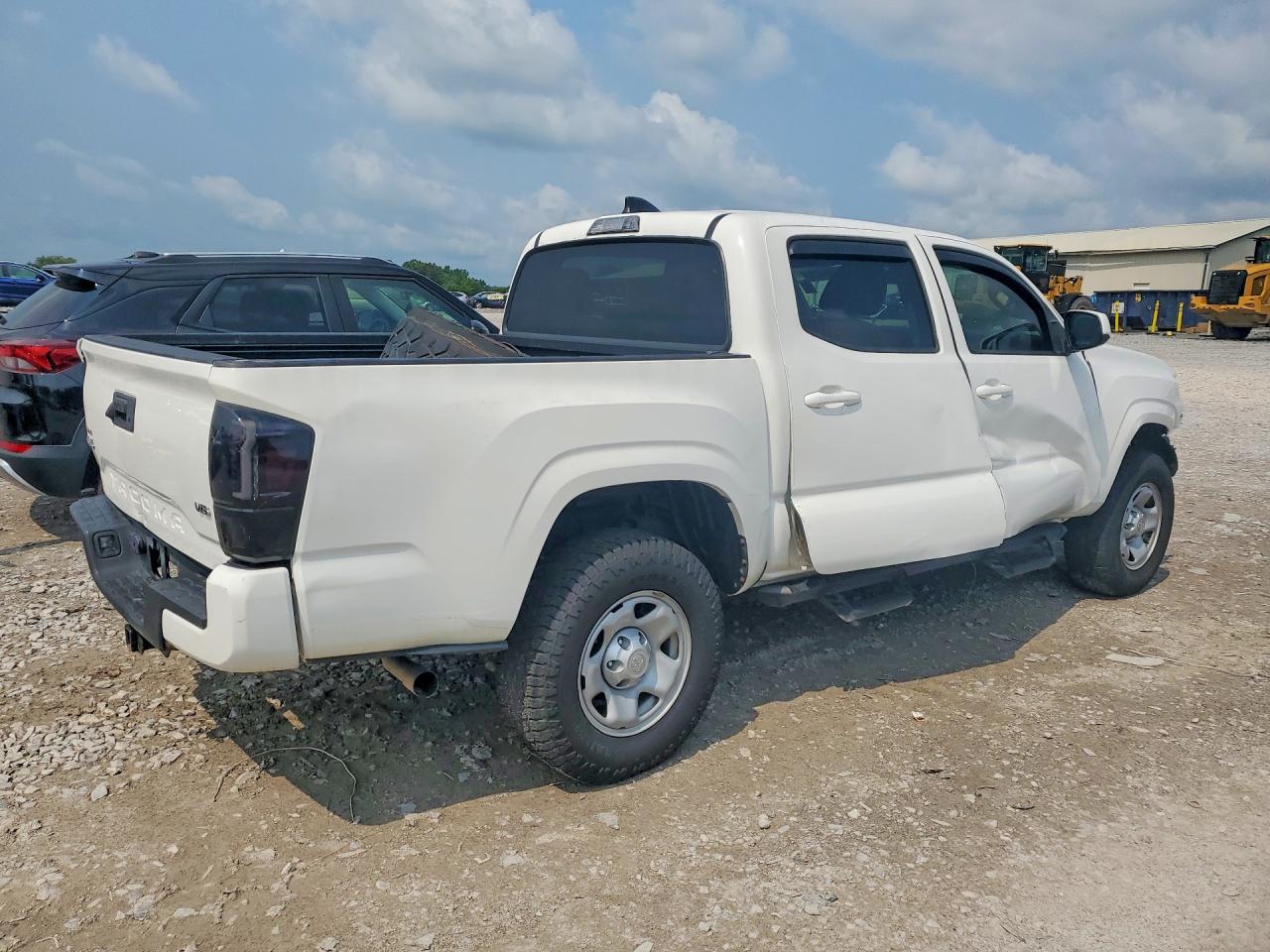 2020 TOYOTA TACOMA SR V6 — снимка 3