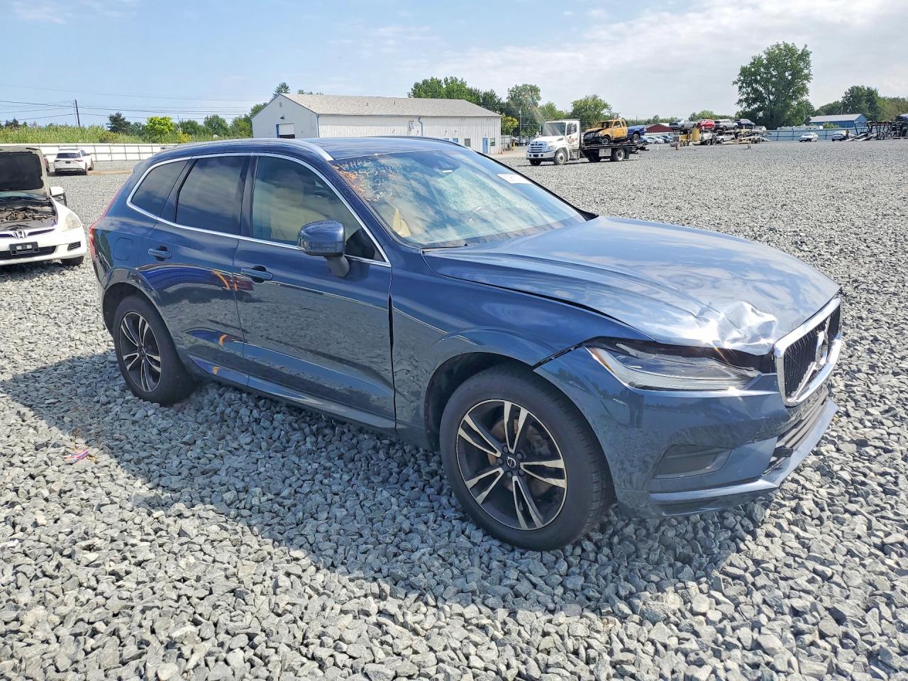 2020 VOLVO XC60 T5 MOMENTUM — снимка 4