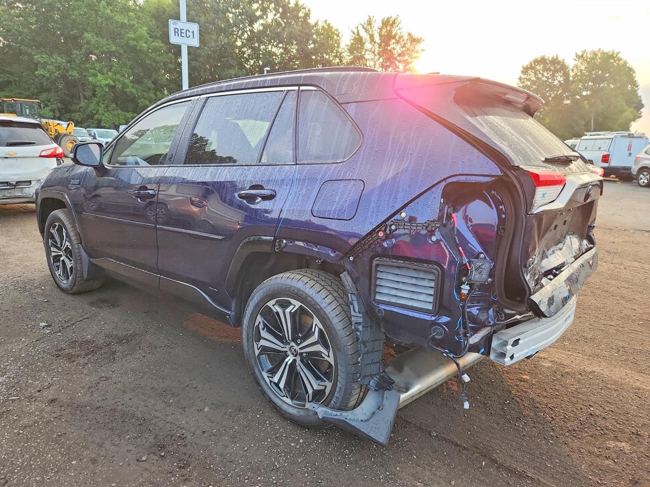 2022 TOYOTA RAV4 PRIME XSE — снимка 2