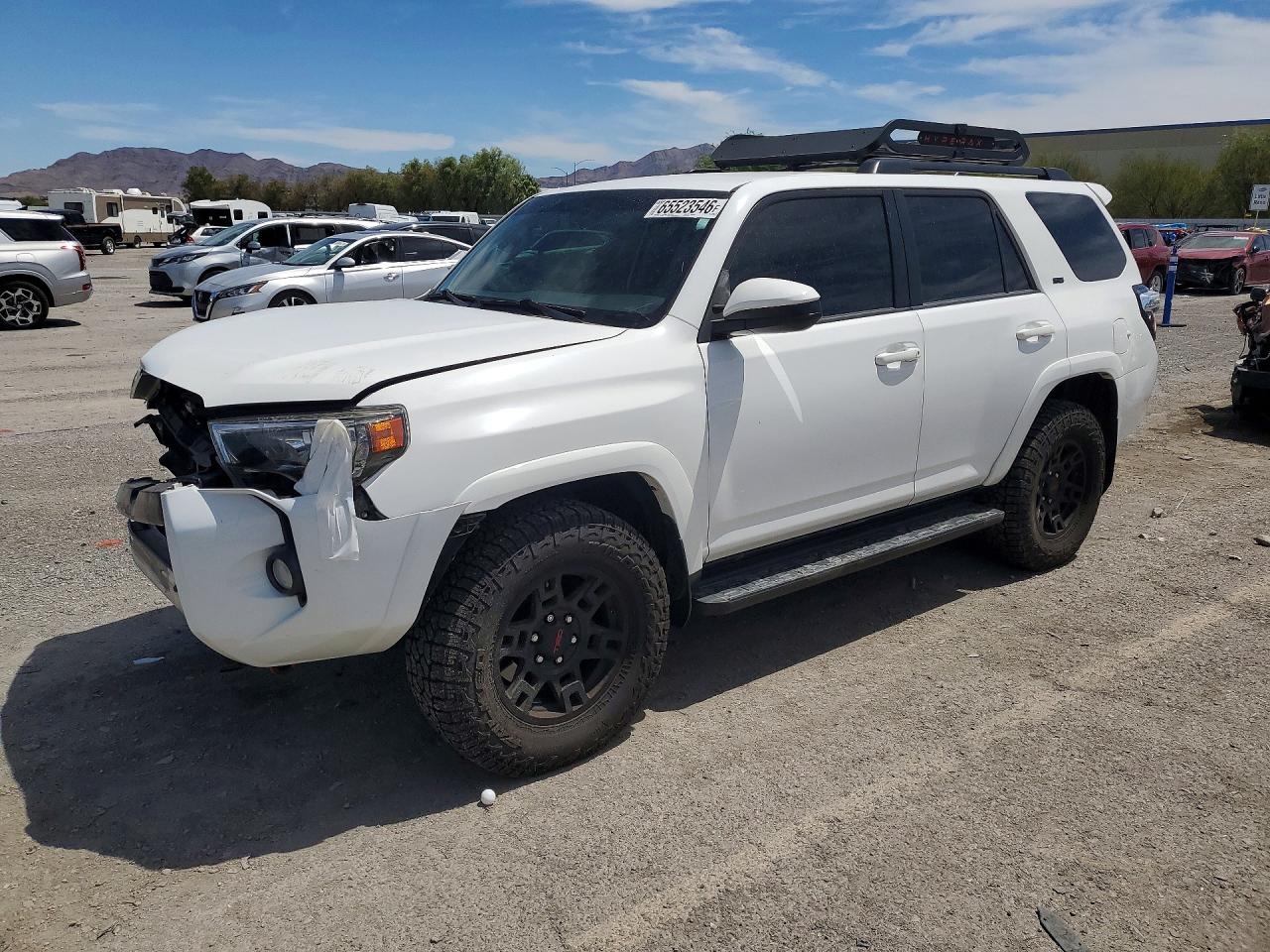 2017 TOYOTA 4RUNNER SR5
