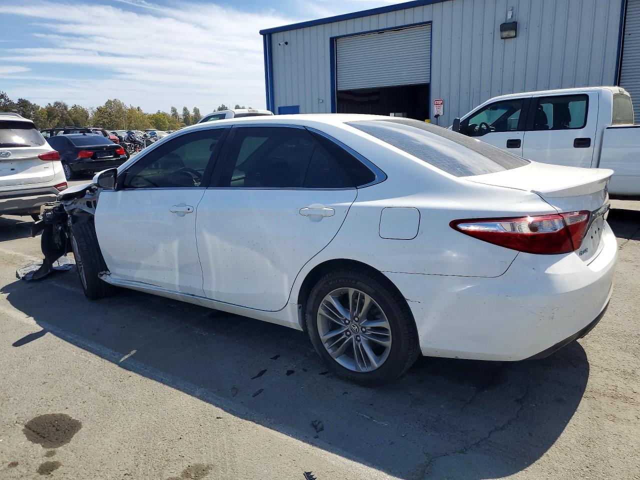 2017 TOYOTA CAMRY SE — снимка 2