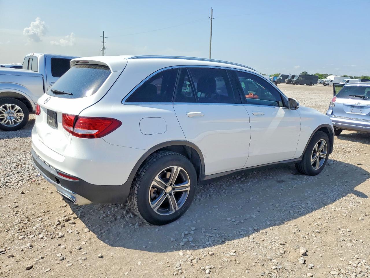 2016 MERCEDES-BENZ GLC 300 — снимка 3