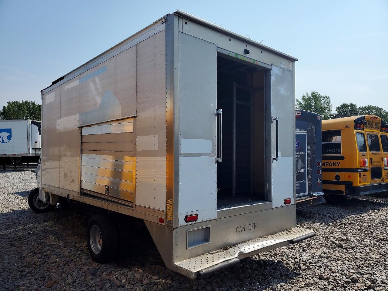 2023 CHEVROLET EXPRESS — снимка 2
