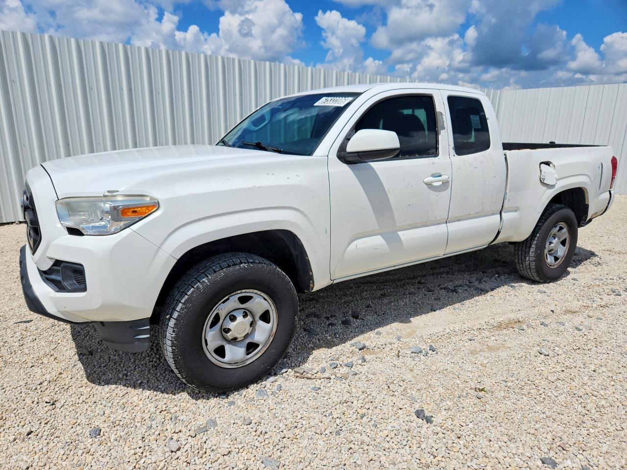 2016 TOYOTA TACOMA SR