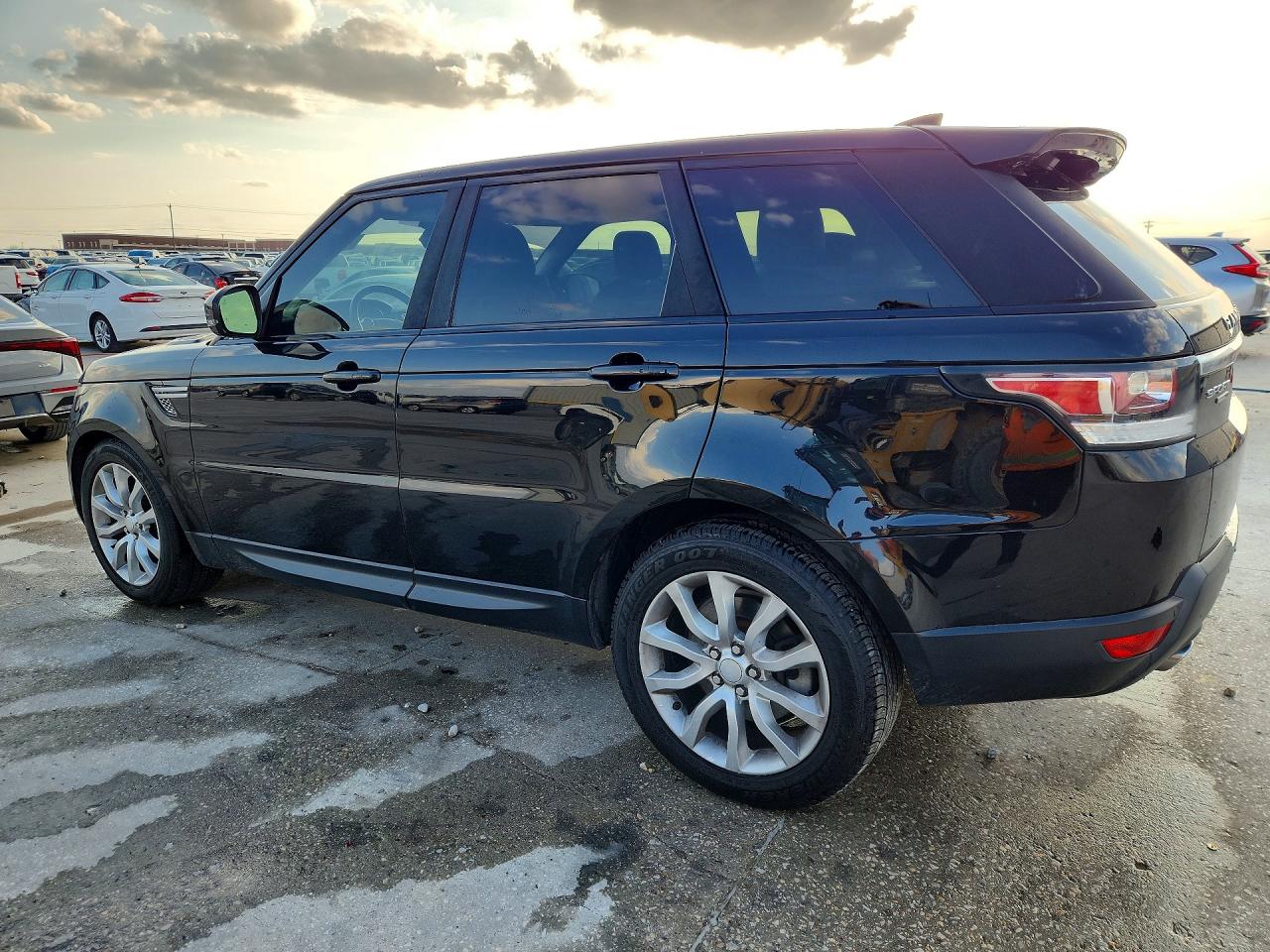 2017 LAND ROVER RANGE ROVER SPORT HSE — снимка 2