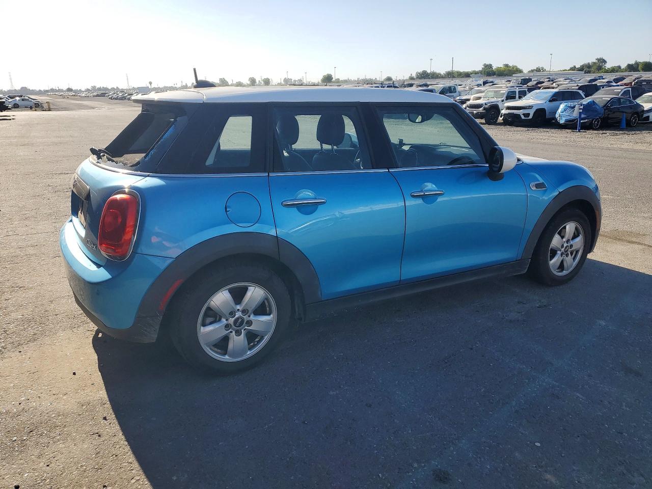 2016 MINI COOPER — снимка 3