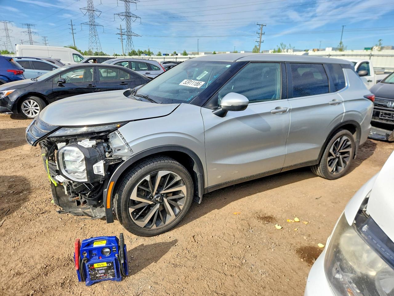 2022 MITSUBISHI OUTLANDER ES
