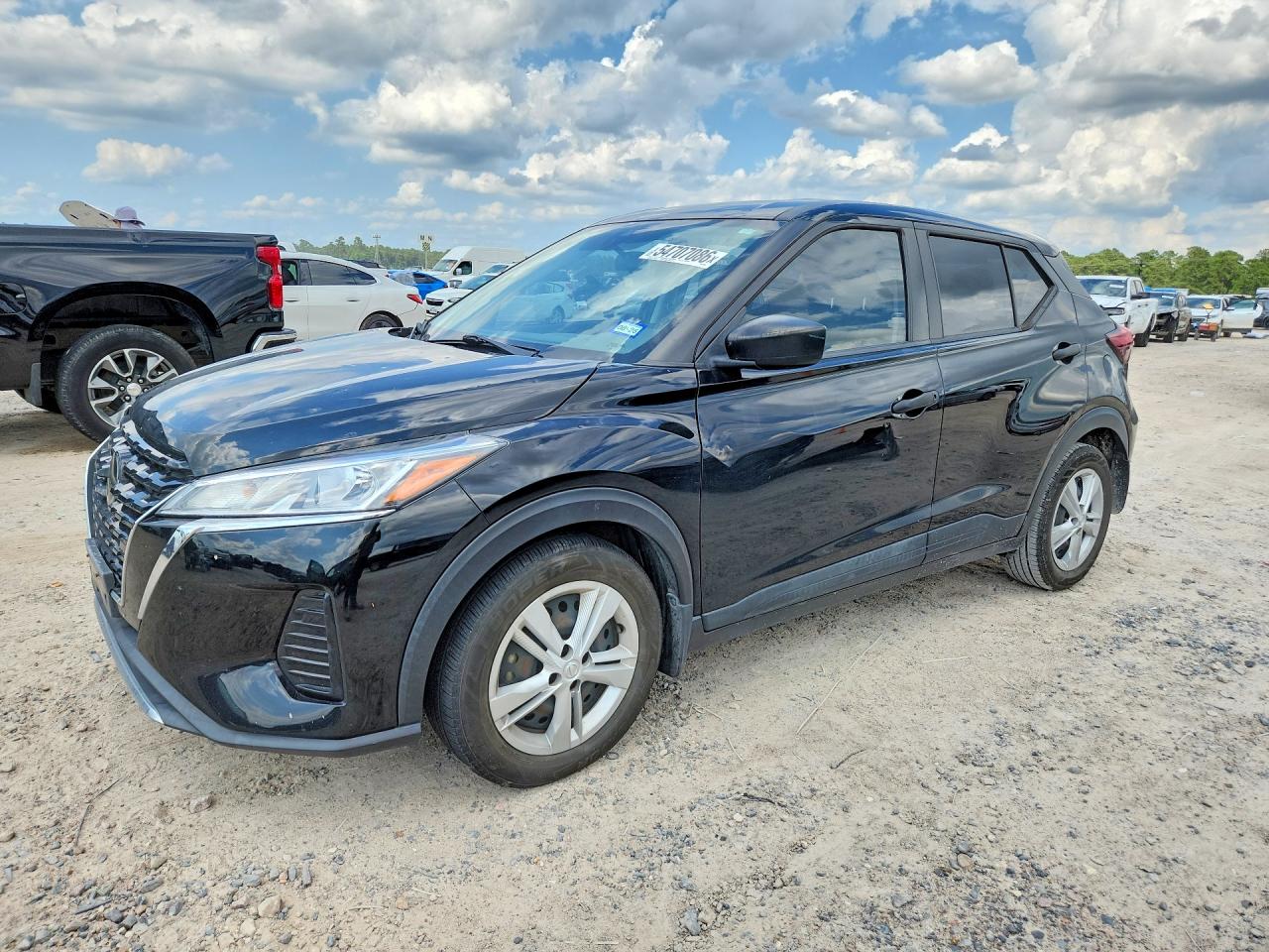2021 NISSAN KICKS S