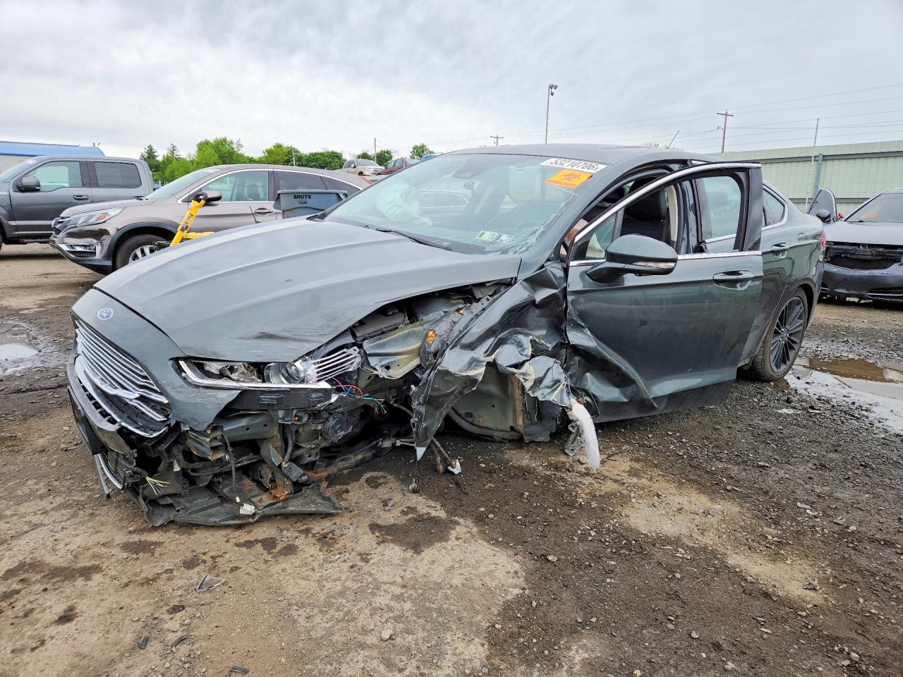 2016 FORD FUSION SE