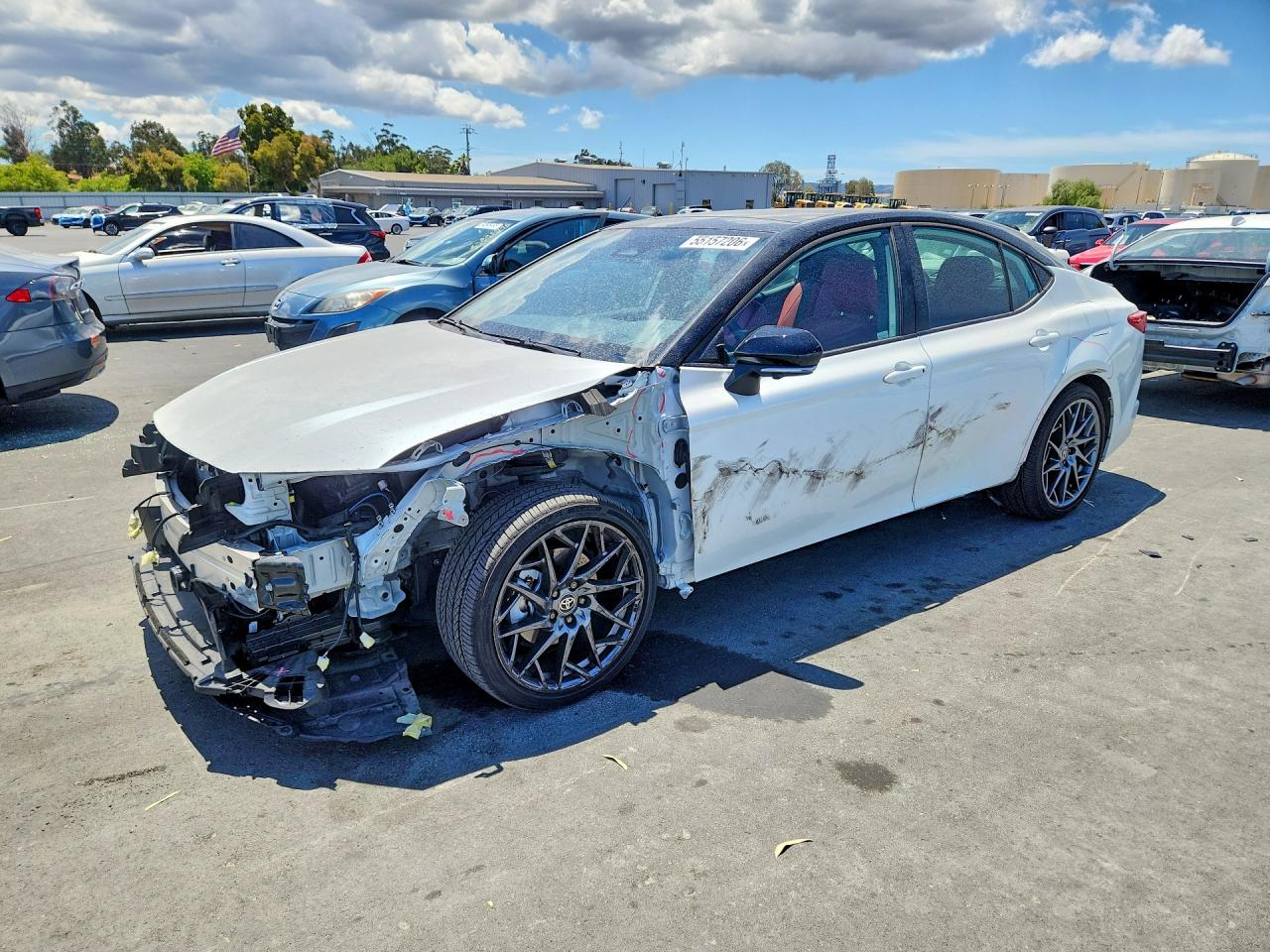 2025 TOYOTA CAMRY XSE